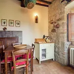 Vakantiehuis Rustic Comfort With Modern Touch Monterchi